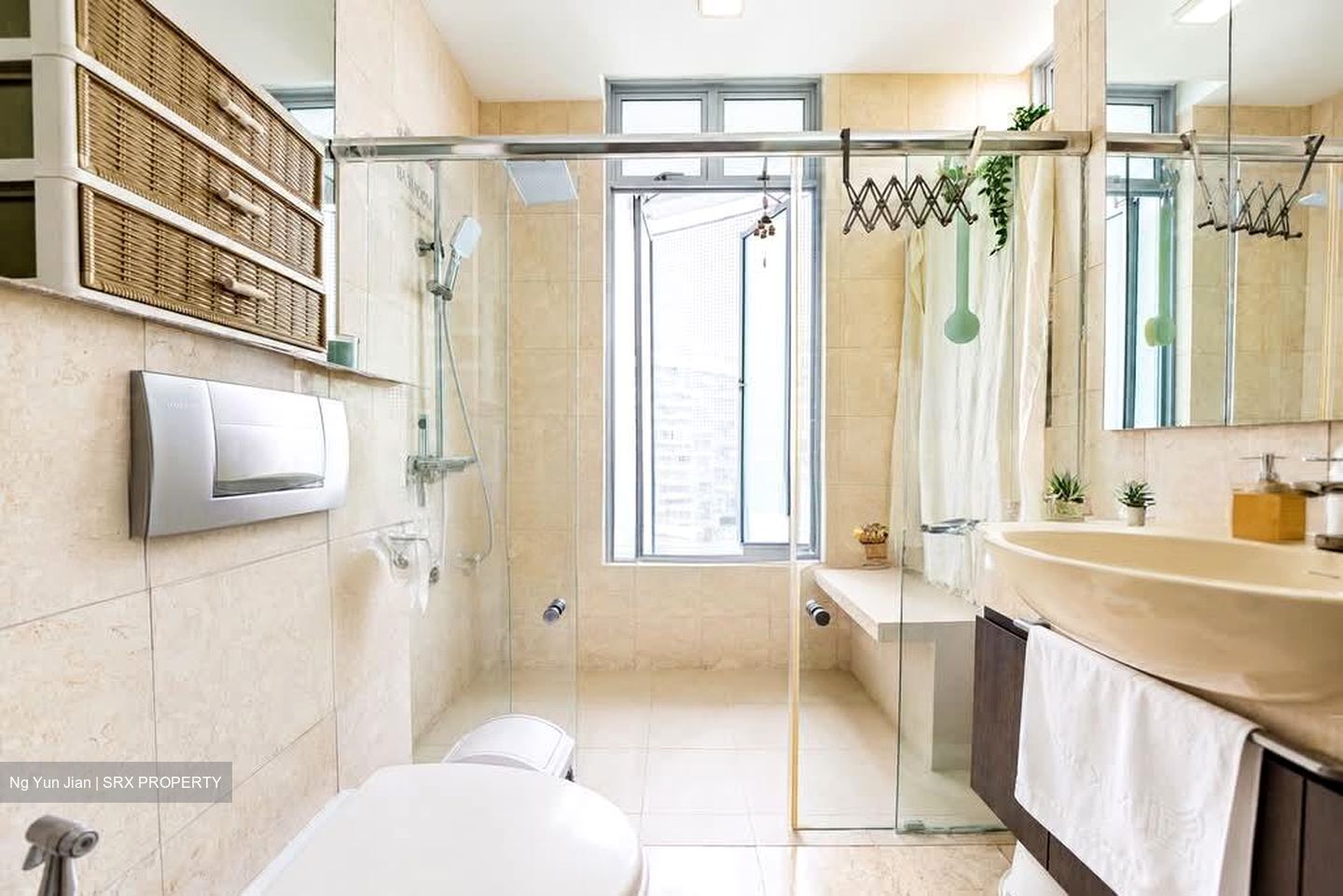 Coastline Residences (D15), Apartment #583429481